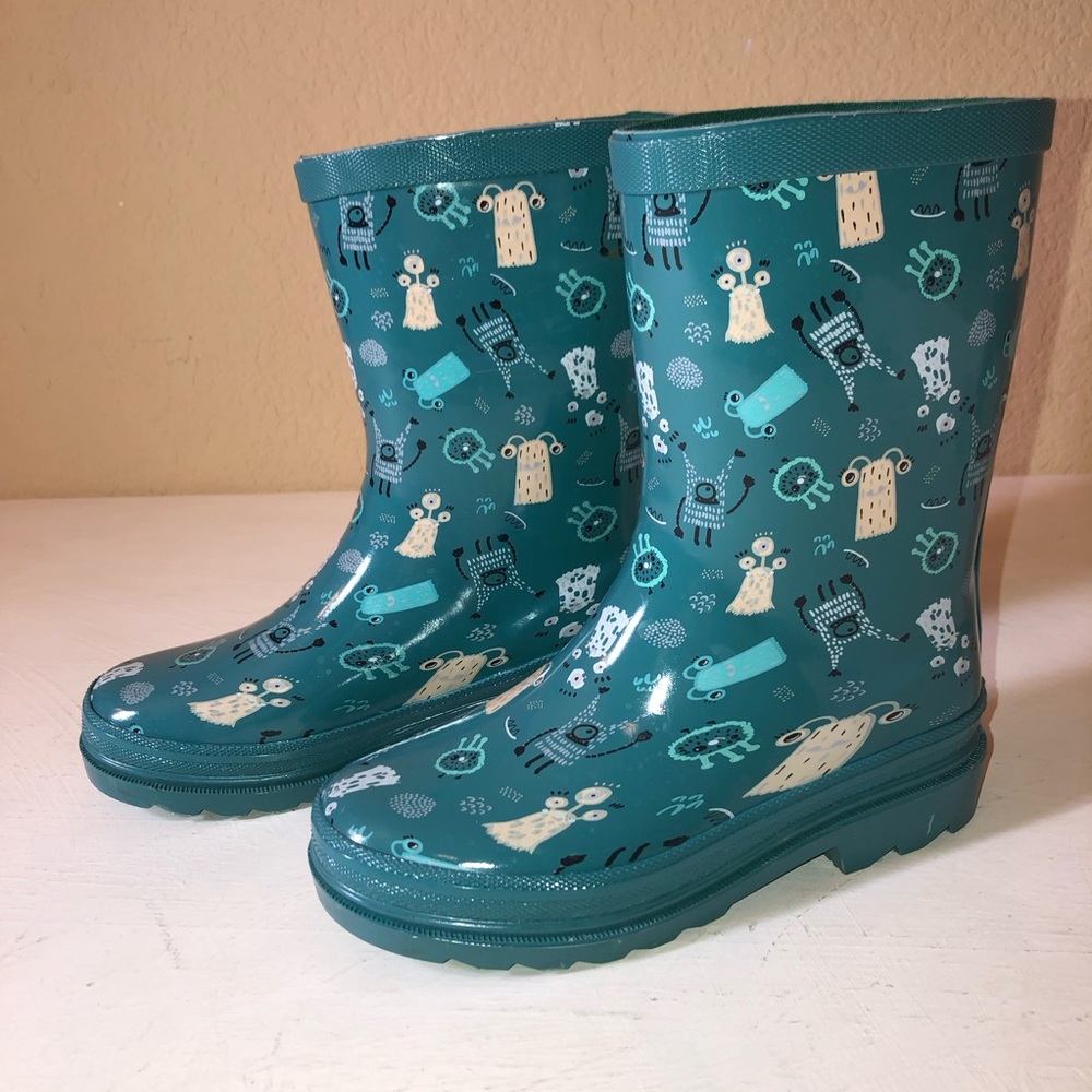 Kids Green Monster Print Rain Boots, 13/1, worn once,in box, Alien/Monster Print